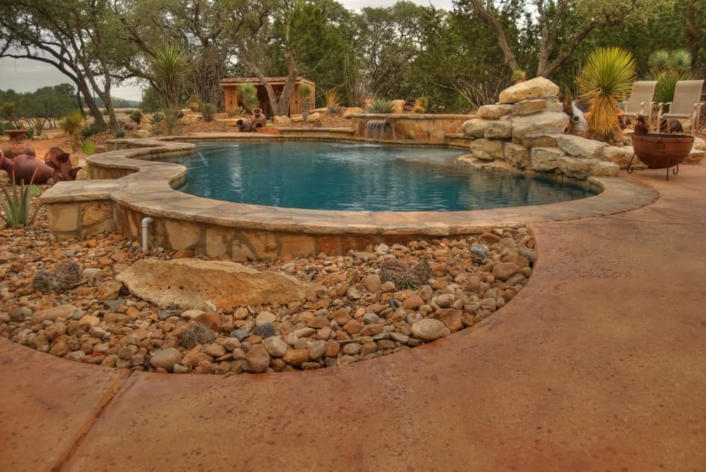 img-1 43 Marvelous Backyard Swimming Pool Ideas